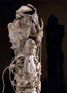 Brigitte Terziev, Les Veilleurs, grès et fer. Coll. de l’artiste. Photo Ecliptique/L. Thion. © ADAGP, Paris 2015.