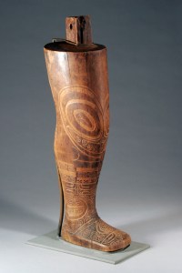 Modèle de tatouage, Îles marquises, vers 1860. Bois. H. : 56,5 cm. Ex-coll. Julius Carlebach Gallery, New York. © Denver Art Museum, Inv. 1948.795.