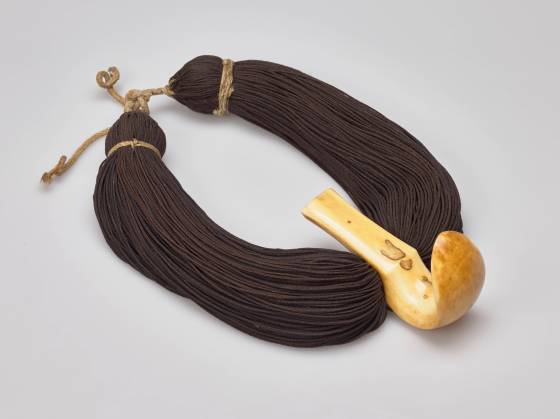 Collier lei niho palaoa Stuttgart