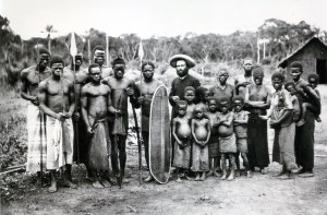 Le père Allaire et ses esclaves